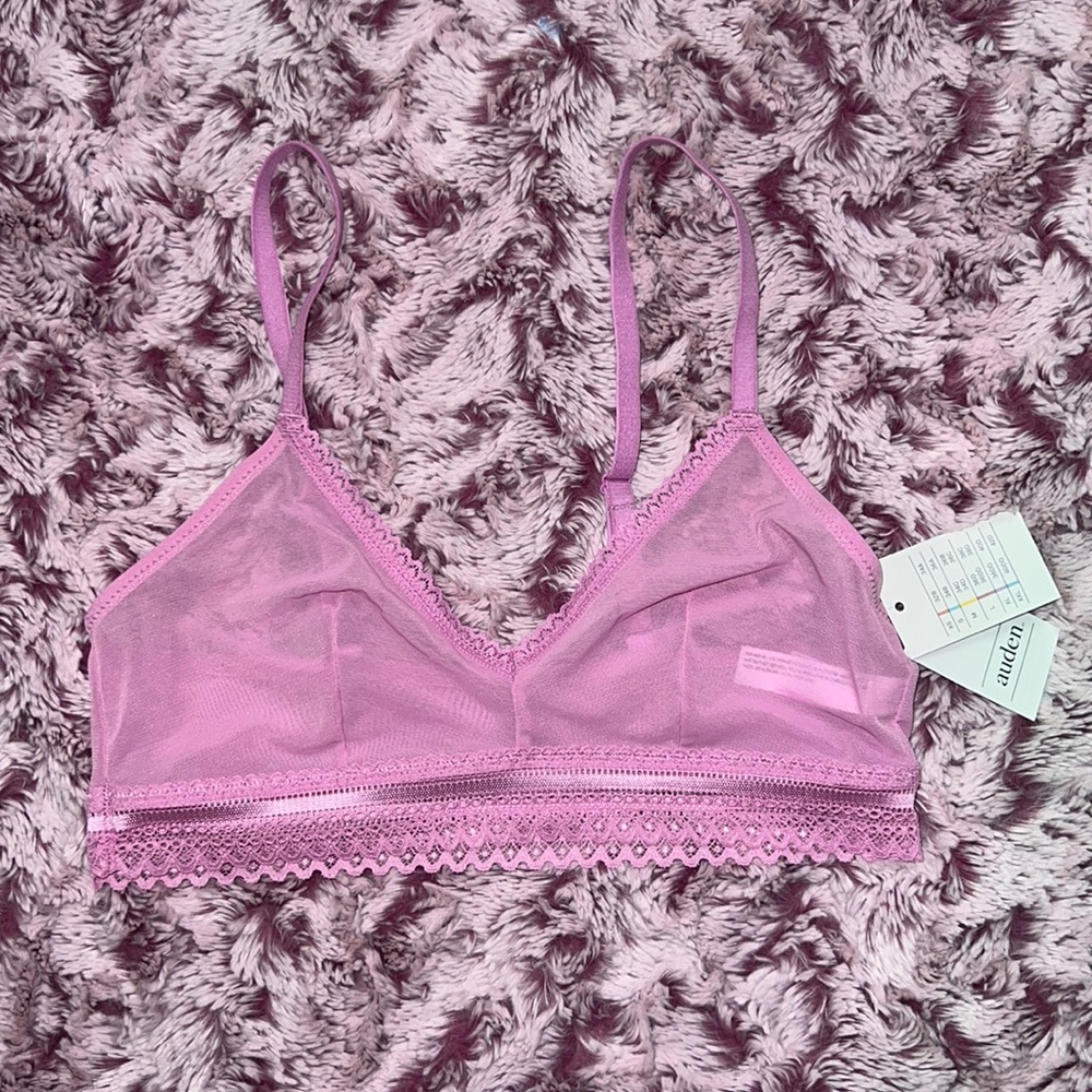 Unlined bralette NWT -SMALL- in target stores 2022